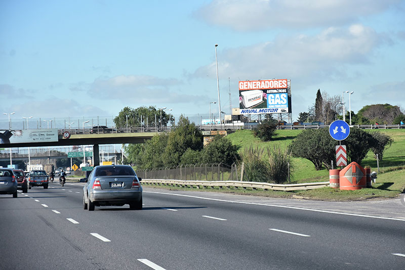 Cartelería: acceso norte